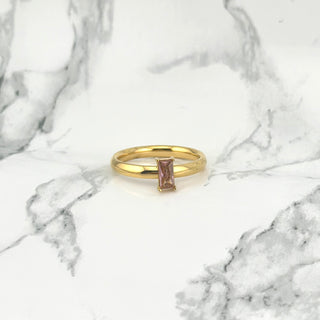 Ring van roze mineralen